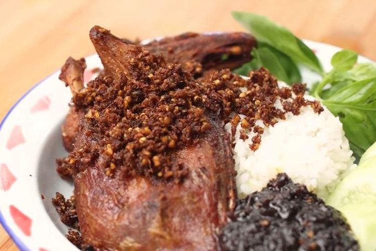 Rahasia Rasa Bebek Goreng yang Bikin Cilacap Terpesona